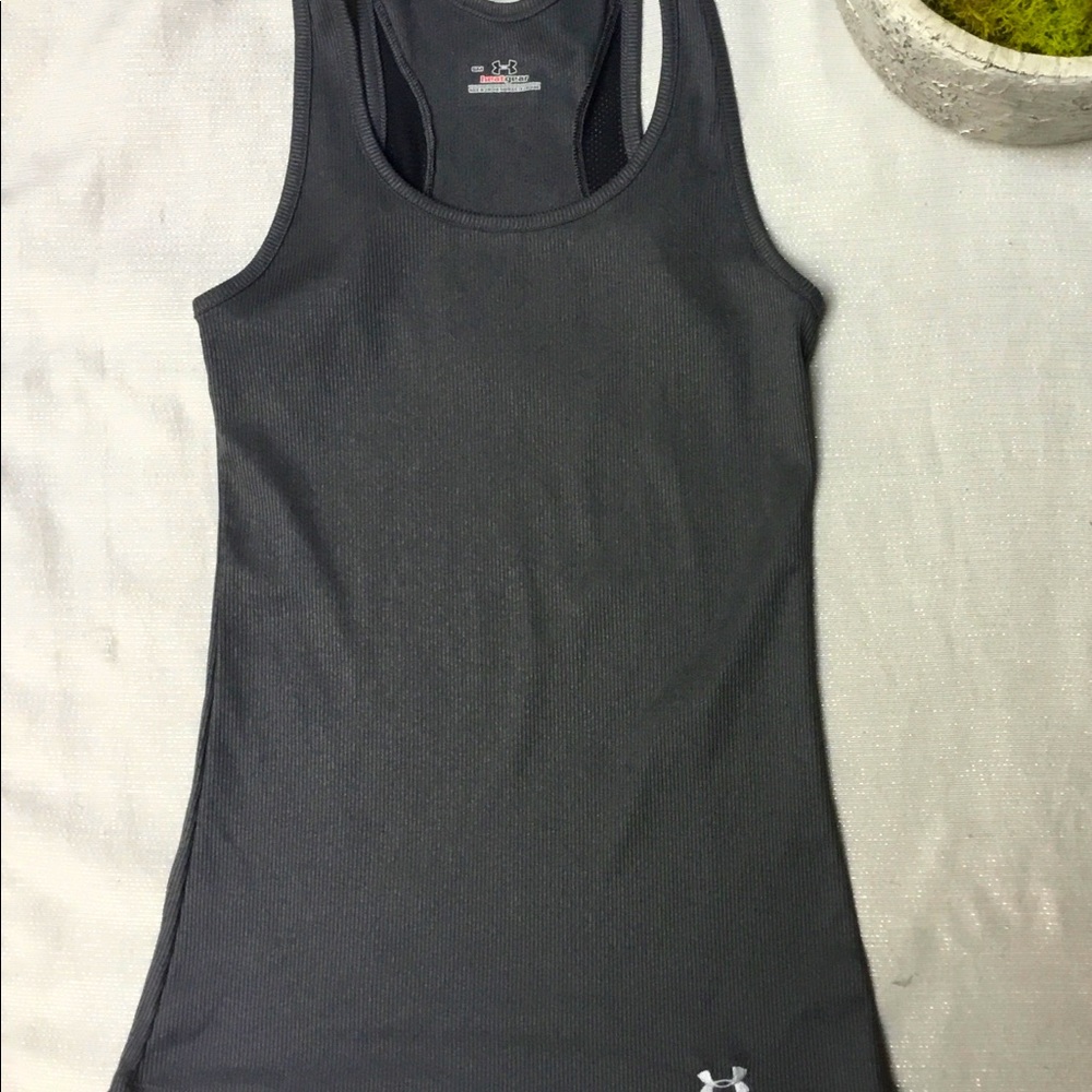 H tank top
